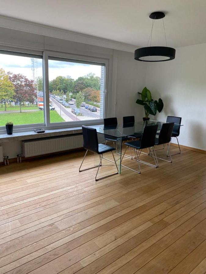 Lichtrijk Mooi Appartement Met Zicht Op Hof Van Roosendael Antuérpia Exterior foto