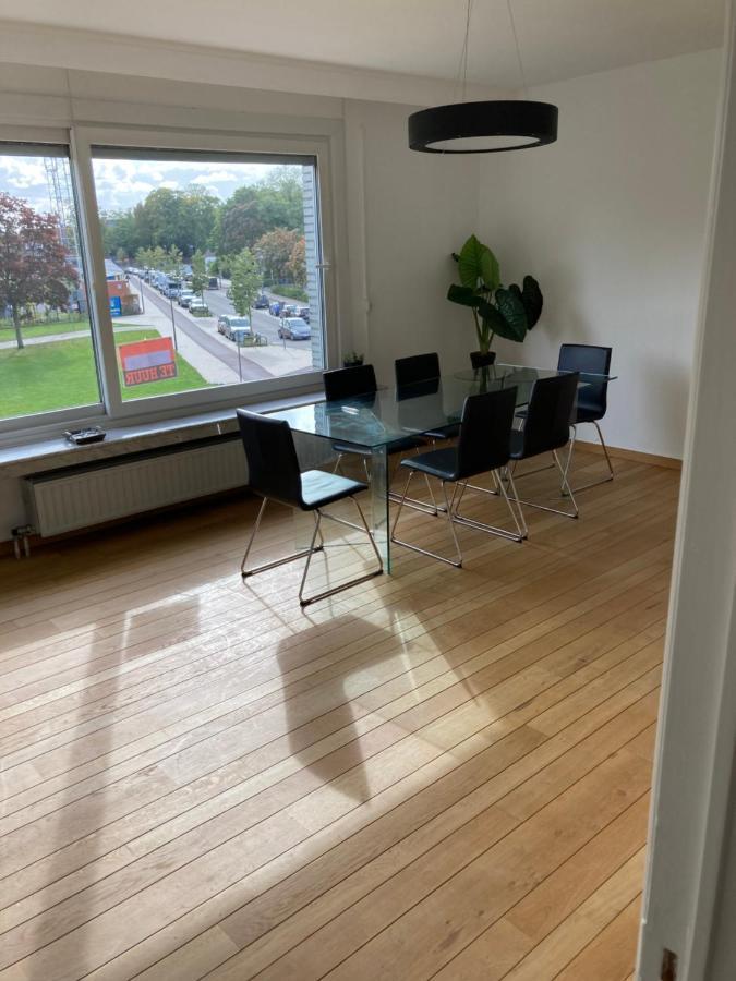 Lichtrijk Mooi Appartement Met Zicht Op Hof Van Roosendael Antuérpia Exterior foto